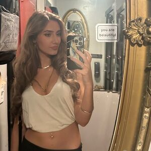 Meet your Posher, Lucy